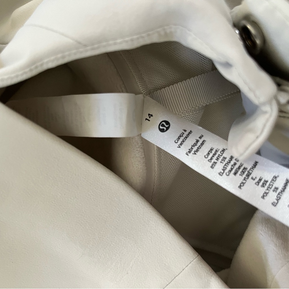 LULULEMON ATHLETICA Women’s RepelShell Cinch-Back Rain Jacket Light Ivory SZ 14 - Picture 7 of 10